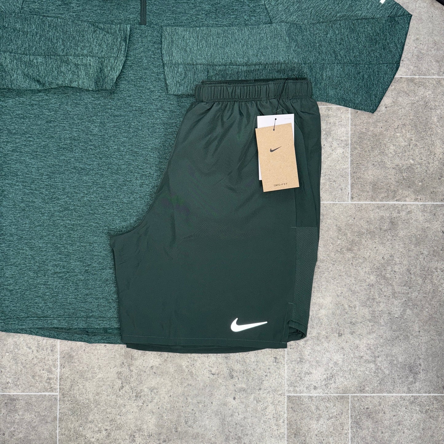 Nike Tri-Set - Spruce/Vintage Green